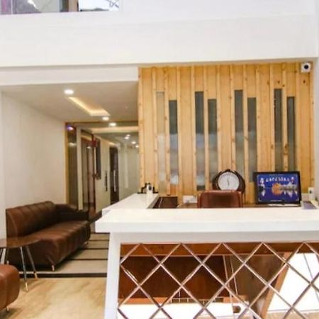 Prism Grand Hotel Zirakpur Exterior foto