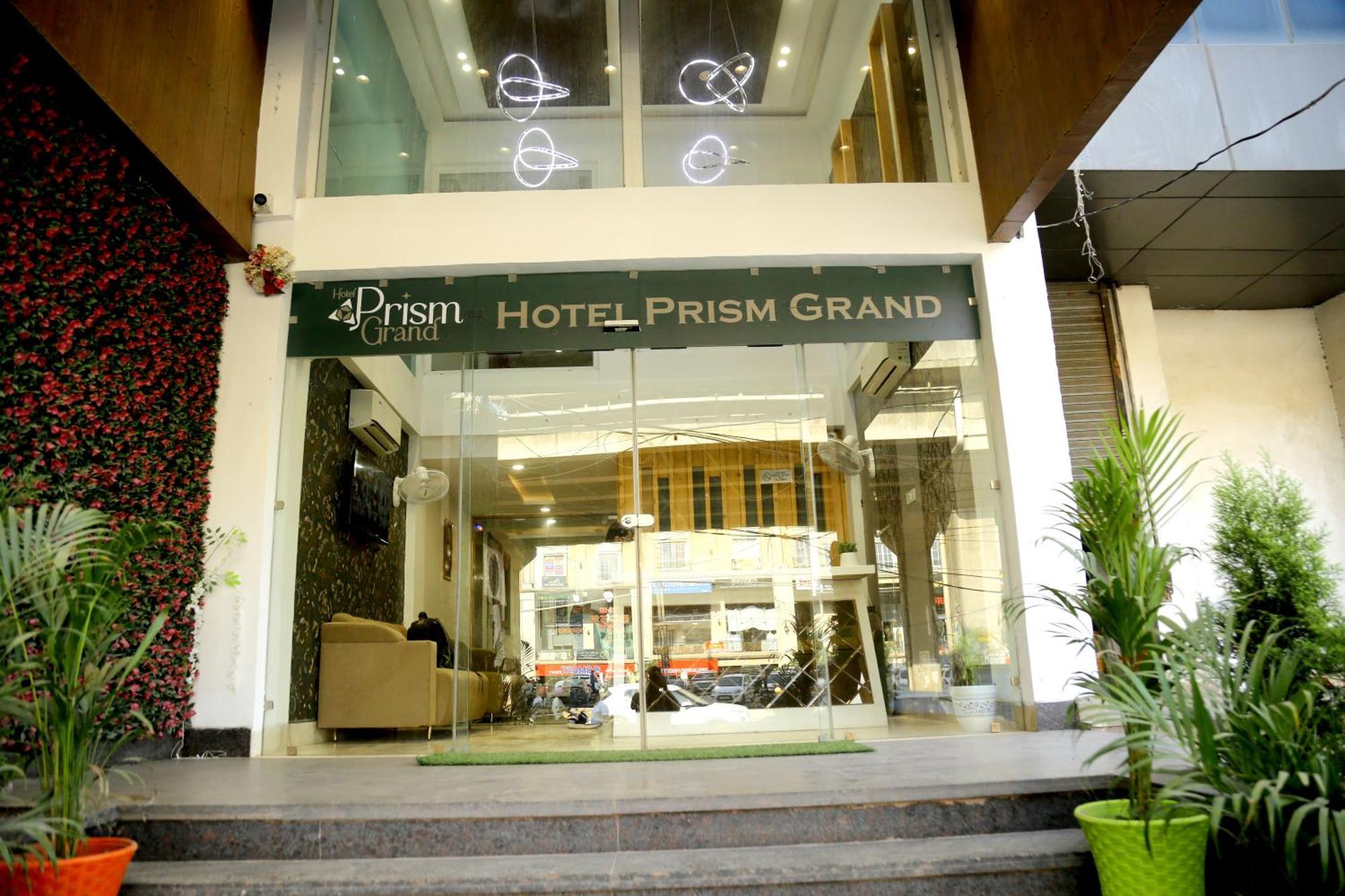 Prism Grand Hotel Zirakpur Exterior foto